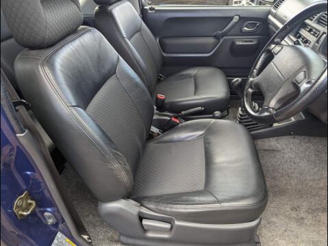 Suzuki Jimny 1.3 Mode 3dr 9