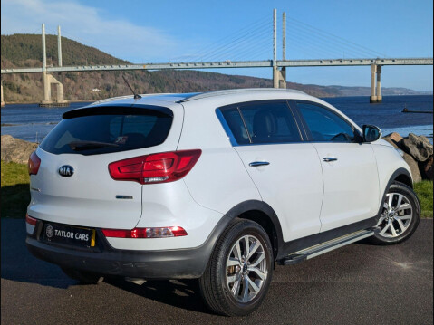 Kia Sportage 1.7 CRDi EcoDynamics 2 2WD Euro 6 (s/s) 5dr 7