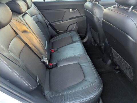 Kia Sportage 1.7 CRDi EcoDynamics 2 2WD Euro 6 (s/s) 5dr 14