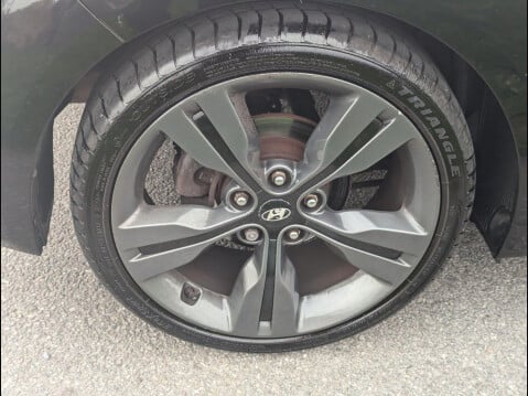 Hyundai Veloster 1.6 GDi Sport Euro 5 4dr 21