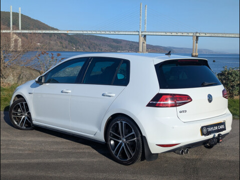 Volkswagen Golf GTD 9