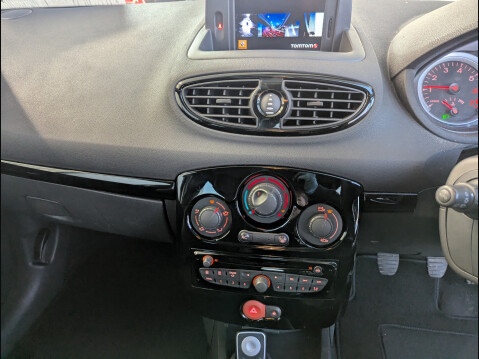 Renault Clio DYNAMIQUE TOMTOM 16V 11