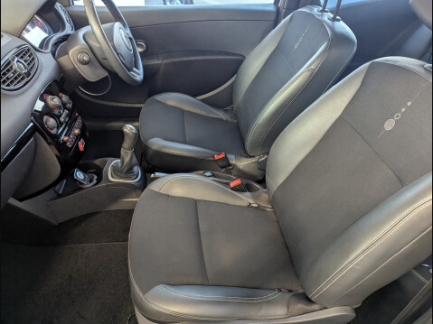 Renault Clio DYNAMIQUE TOMTOM 16V 16