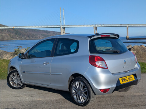 Renault Clio DYNAMIQUE TOMTOM 16V 7