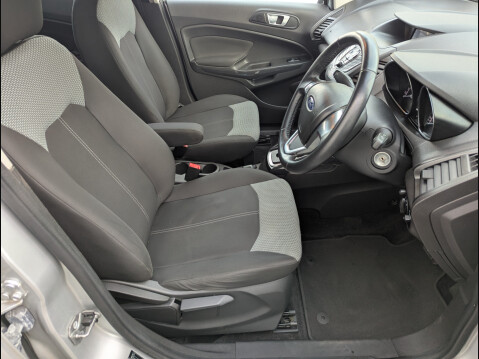 Ford Ecosport ZETEC 9