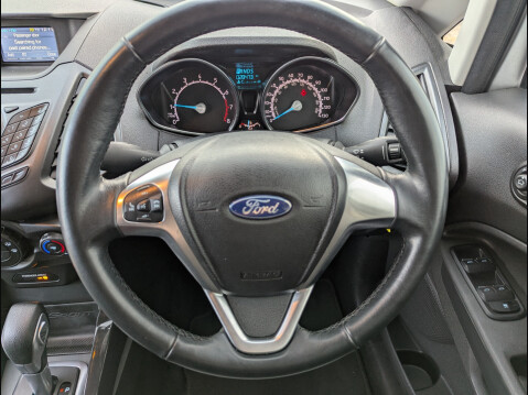 Ford Ecosport ZETEC 11