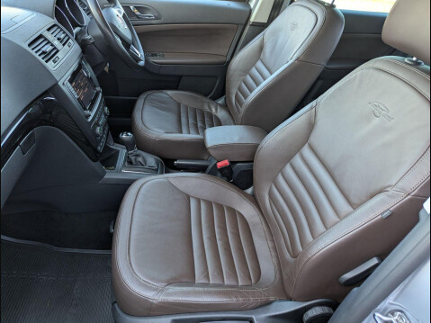 Skoda Yeti 2.0 TDI Laurin & Klement Outdoor DSG 4WD Euro 6 (s/s) 5dr 15