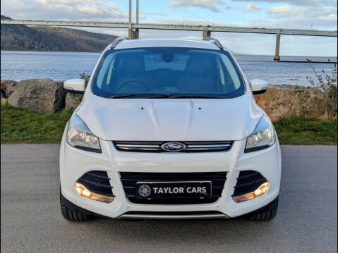 Ford Kuga 2.0 TDCi Titanium 2WD Euro 5 5dr 2