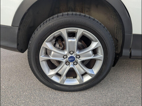 Ford Kuga 2.0 TDCi Titanium 2WD Euro 5 5dr 34