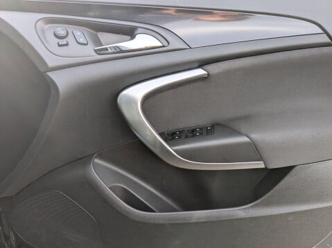 Vauxhall Insignia 2.0 CDTi ecoFLEX SRi Euro 5 (s/s) 5dr 7