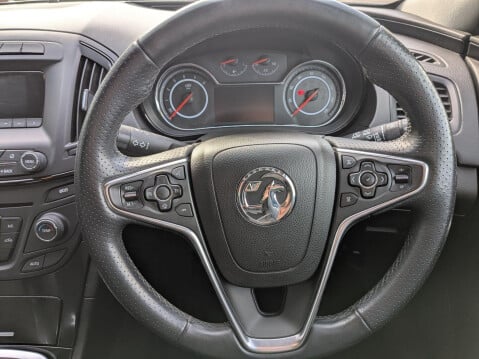 Vauxhall Insignia 2.0 CDTi ecoFLEX SRi Euro 5 (s/s) 5dr 25