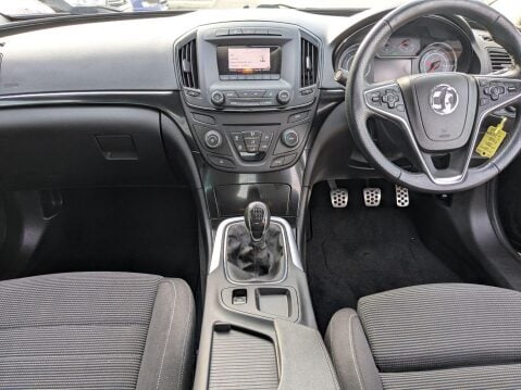 Vauxhall Insignia 2.0 CDTi ecoFLEX SRi Euro 5 (s/s) 5dr 14