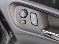 Vauxhall Insignia 2.0 CDTi ecoFLEX SRi Euro 5 (s/s) 5dr 21