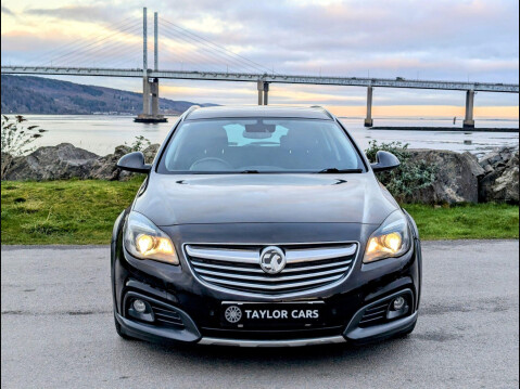 Vauxhall Insignia 2.0 CDTi Nav Country Tourer Auto 4WD Euro 5 5dr 2