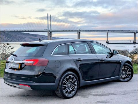 Vauxhall Insignia 2.0 CDTi Nav Country Tourer Auto 4WD Euro 5 5dr 5