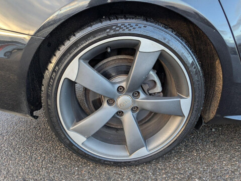 Audi A4 3.0 TDI V6 Black Edition S Tronic quattro Euro 5 (s/s) 5dr 38
