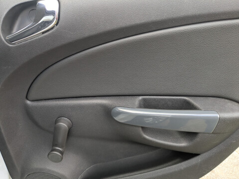 Vauxhall Corsa SE 15