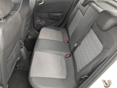 Vauxhall Corsa SE 17