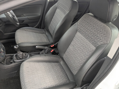 Vauxhall Corsa SE 18