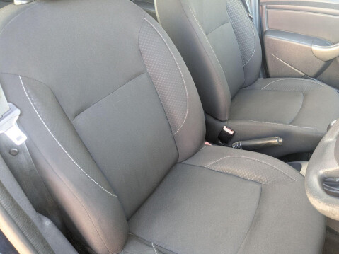 Dacia Duster 1.6 SCe Ambiance Euro 6 (s/s) 5dr 11