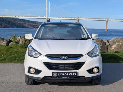 Hyundai ix35 2.0 CRDi Premium Auto 4WD Euro 5 5dr 2
