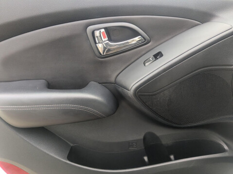 Hyundai ix35 2.0 CRDi Premium Auto 4WD Euro 5 5dr 14