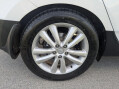 Hyundai ix35 2.0 CRDi Premium Auto 4WD Euro 5 5dr 34
