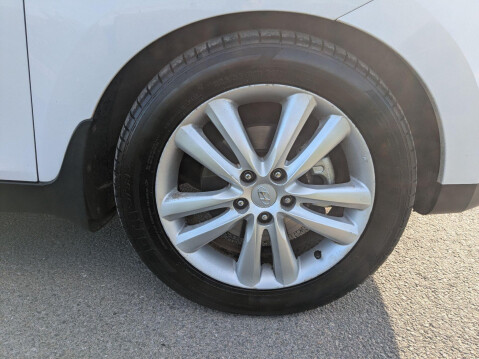 Hyundai ix35 2.0 CRDi Premium Auto 4WD Euro 5 5dr 35