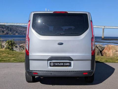 Ford Tourneo Custom 2.2 300 TDCi L2 Euro 5 (s/s) 5dr 6