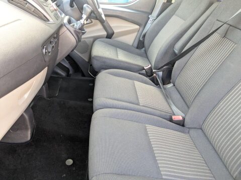 Ford Tourneo Custom 2.2 300 TDCi L2 Euro 5 (s/s) 5dr 18