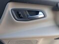 Ford Tourneo Custom 2.2 300 TDCi L2 Euro 5 (s/s) 5dr 39