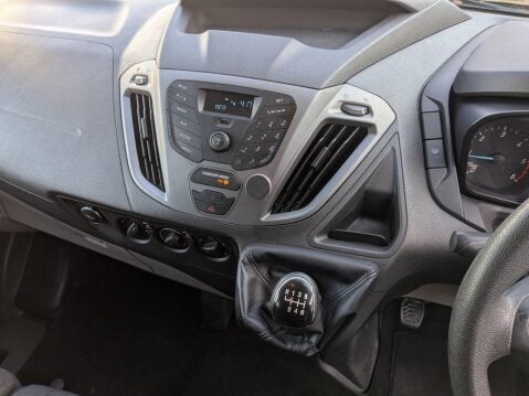 Ford Tourneo Custom 2.2 300 TDCi L2 Euro 5 (s/s) 5dr 21