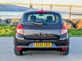 Renault Clio 20TH DCI 6