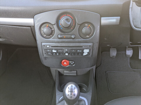 Renault Clio I-MUSIC 16V 12