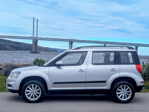 Skoda Yeti 2.0 TDI S Outdoor Euro 6 (s/s) 5dr 8