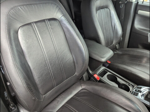 Vauxhall Antara 2.2 CDTi SE 4WD Euro 5 (s/s) 5dr (SNav) 9