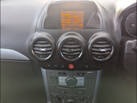 Vauxhall Antara 2.2 CDTi SE 4WD Euro 5 (s/s) 5dr (SNav) 29