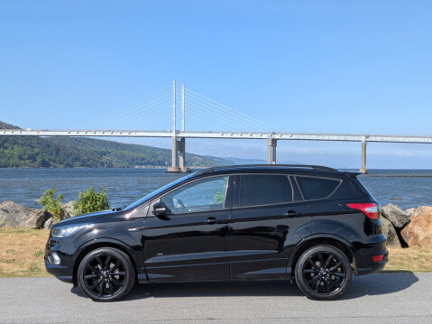 Ford Kuga ST-LINE X TDCI 4