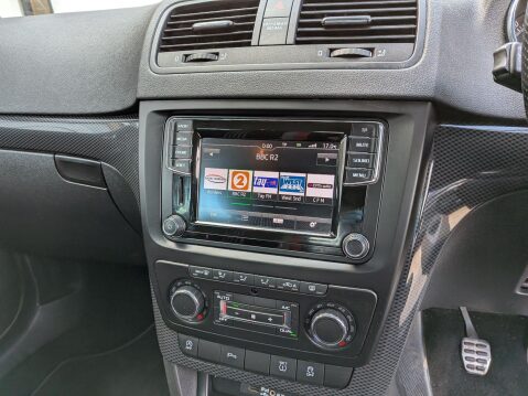 Skoda Yeti 2.0 TDI Monte Carlo 4WD Euro 6 (s/s) 5dr 17