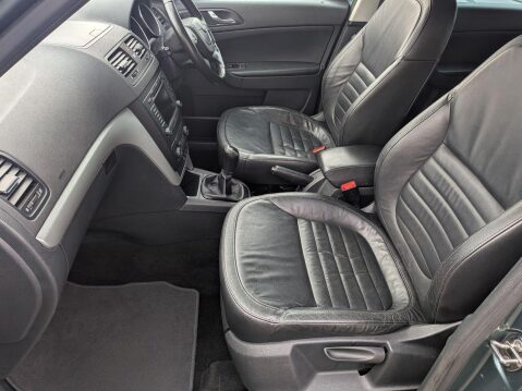 Skoda Yeti 2.0 TDI Elegance 4WD Euro 5 5dr 17