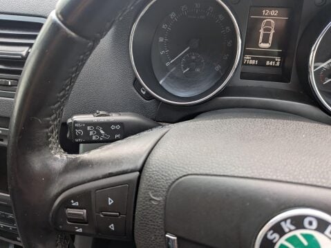 Skoda Yeti 2.0 TDI Elegance 4WD Euro 5 5dr 26