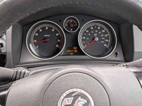 Vauxhall Zafira 1.8 16V Exclusiv Euro 5 5dr 21
