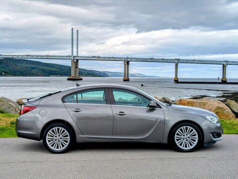 Vauxhall Insignia 2.0 CDTi ecoFLEX Design Nav Euro 6 (s/s) 5dr 8