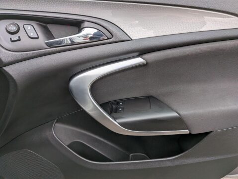 Vauxhall Insignia 2.0 CDTi ecoFLEX Design Nav Euro 6 (s/s) 5dr 10