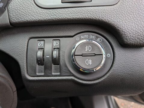 Vauxhall Insignia 2.0 CDTi ecoFLEX Design Nav Euro 6 (s/s) 5dr 25