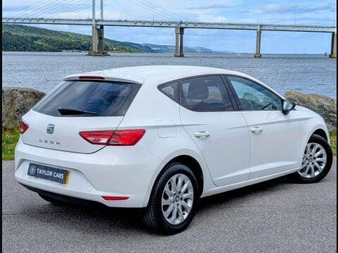 SEAT Leon 1.6 TDI CR SE Euro 5 (s/s) 5dr 5