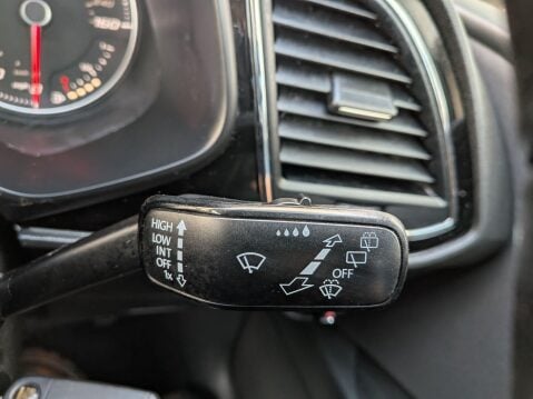 SEAT Leon 1.6 TDI CR SE Euro 5 (s/s) 5dr 14