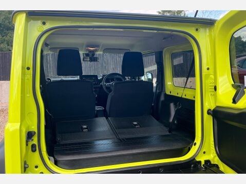 Suzuki Jimny SZ5 23