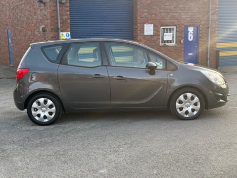 Vauxhall Meriva 1.4 16V Exclusiv Euro 5 5dr (Non AC) 2