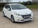 Peugeot 208 1.2 VTi Allure Euro 5 5dr
